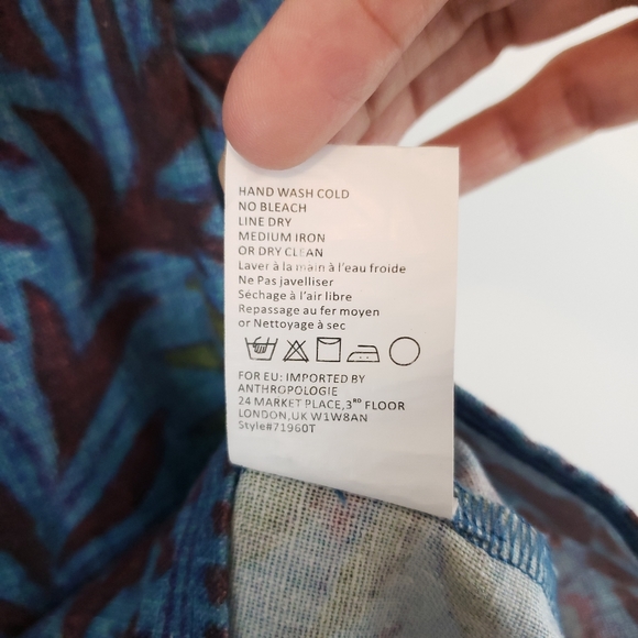 Anthropologie Tiny Women's Blue Floral V-Neck Cap Sleeve Blouse - Picture 8 of 8